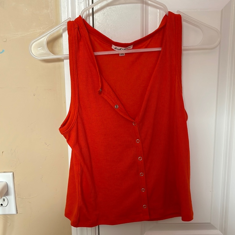 Derek heart tank top never worn size medium